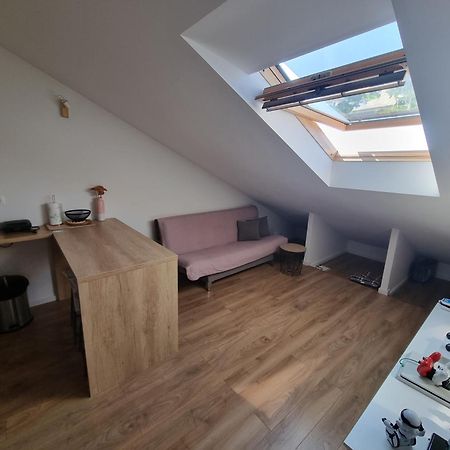 Geek Apartment Omiš Esterno foto